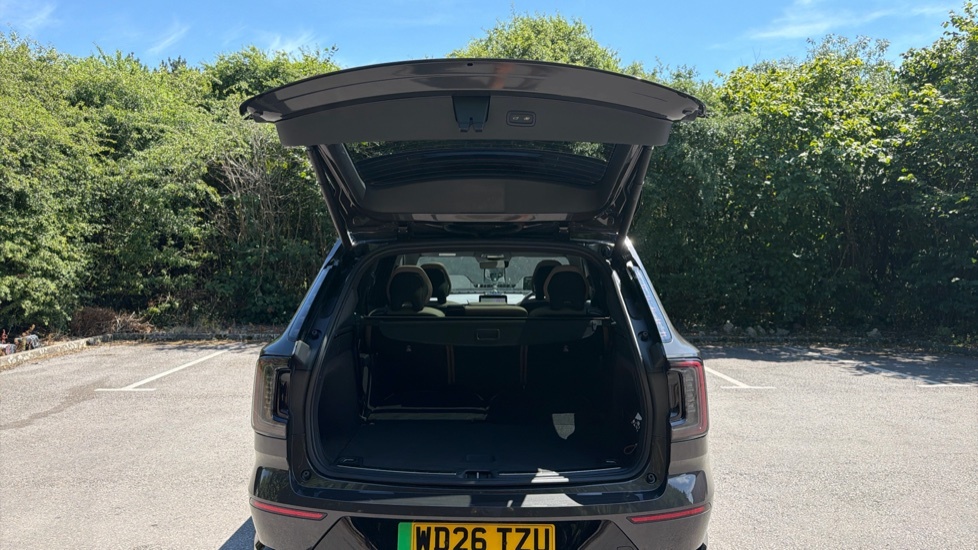 Volvo EX90 Ultra, Twin Motor Performance, 7 Seats Silver #13
