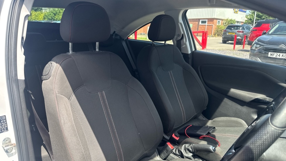 Vauxhall Corsa 1.4 75 Energy Ac Red #8