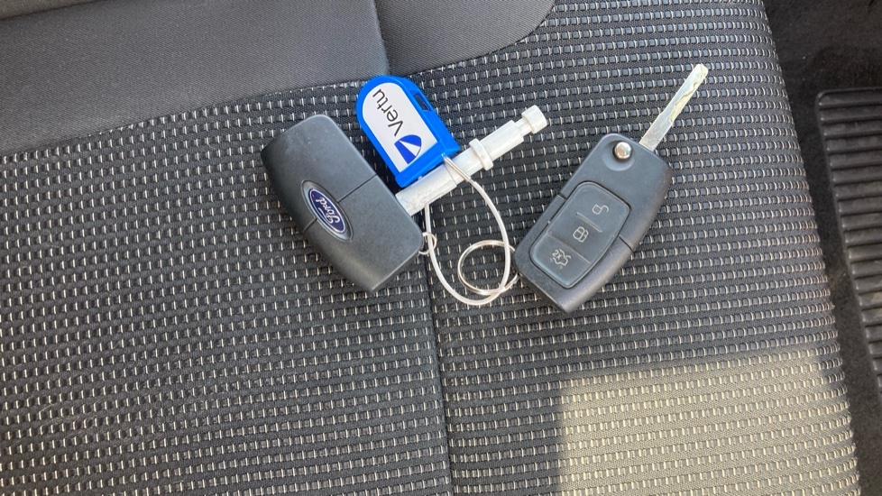 Ford Fiesta Zetec Grey #20