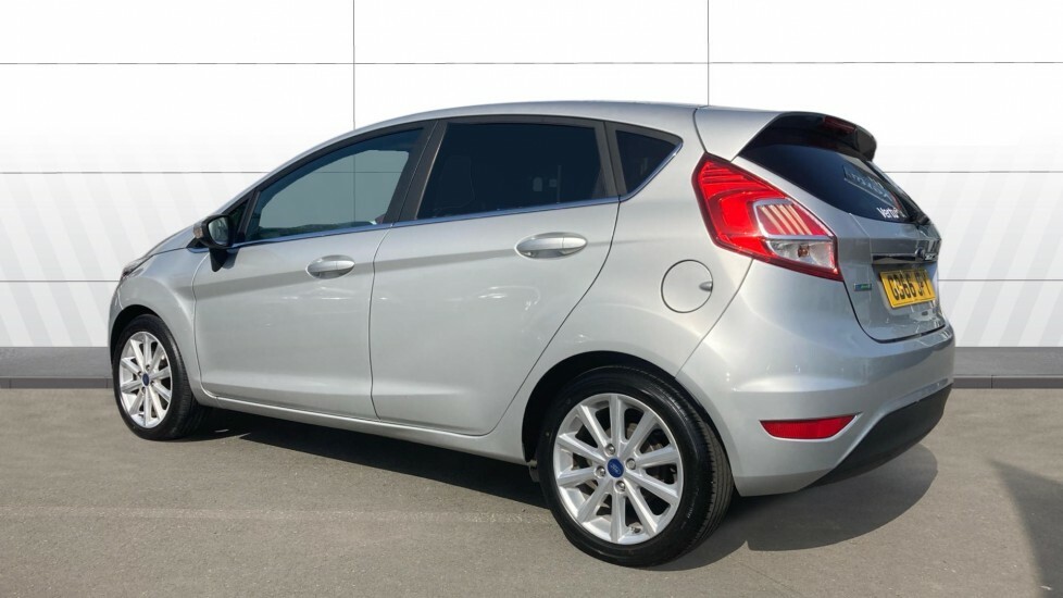 Ford Fiesta Titanium Silver #2