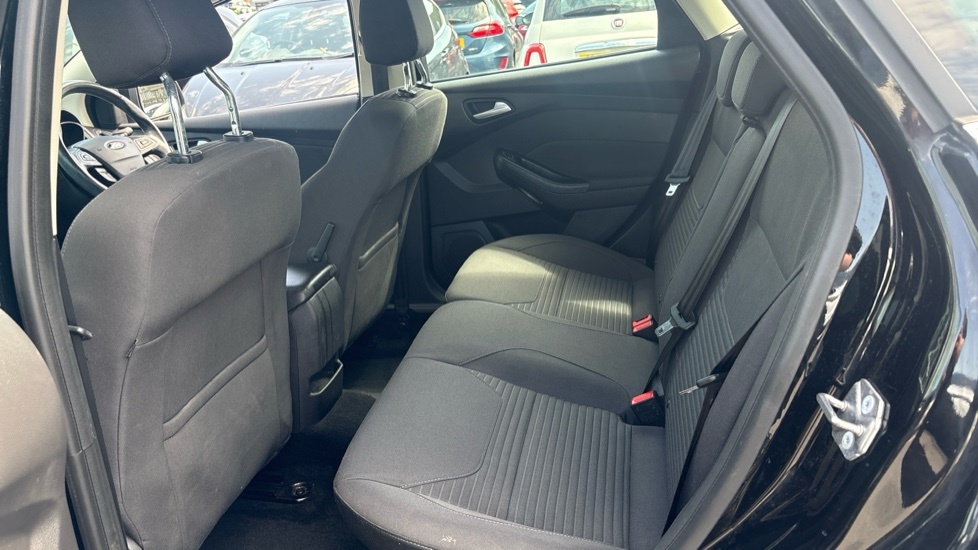 Ford Focus 2.0T Ecoboost St-2 -Full Service History- White #16