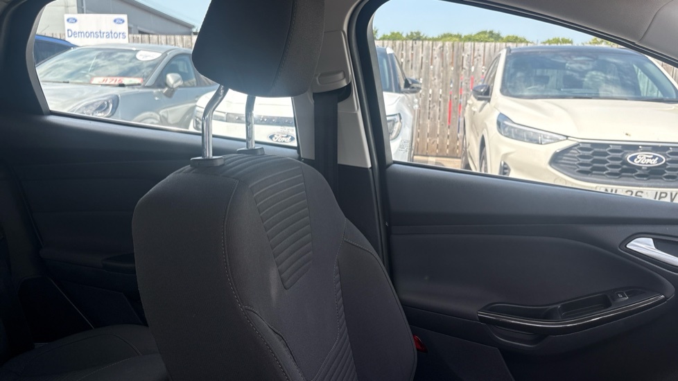 Ford Focus 2.0T Ecoboost St-2 -Full Service History- White #33