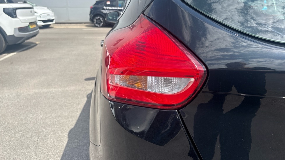 Ford Focus 2.0T Ecoboost St-2 -Full Service History- White #22