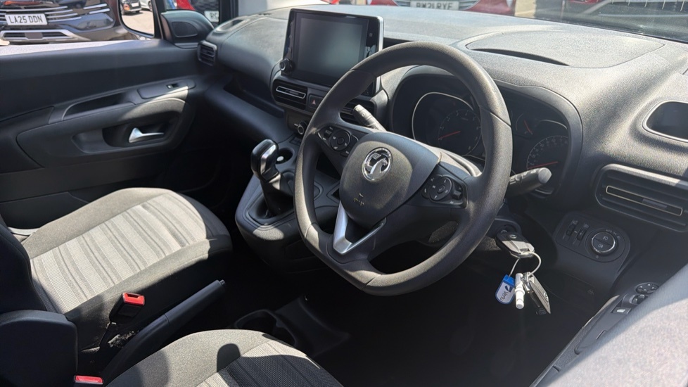 Vauxhall Combo Life 1.2L Energy Grey #11