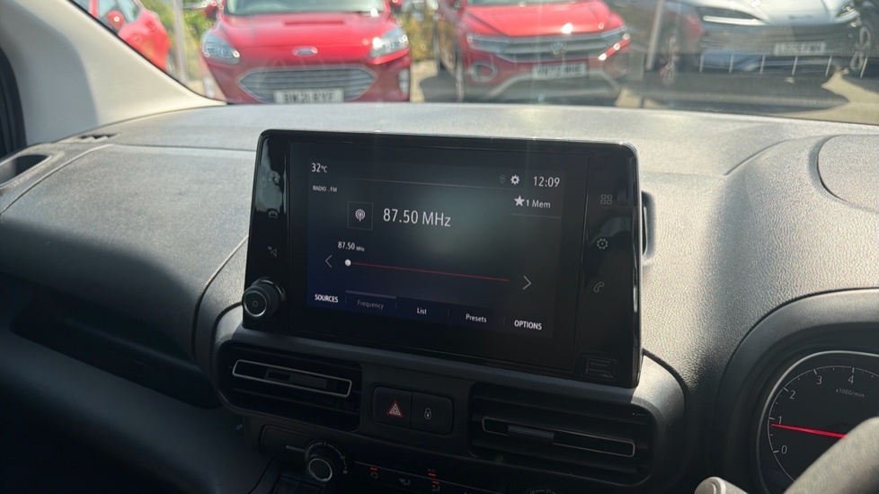 Vauxhall Combo Life 1.2L Energy Grey #12