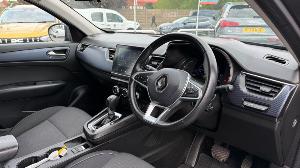 Renault Arkana 1.6 E-tech Hybrid 145 S Edition White #11