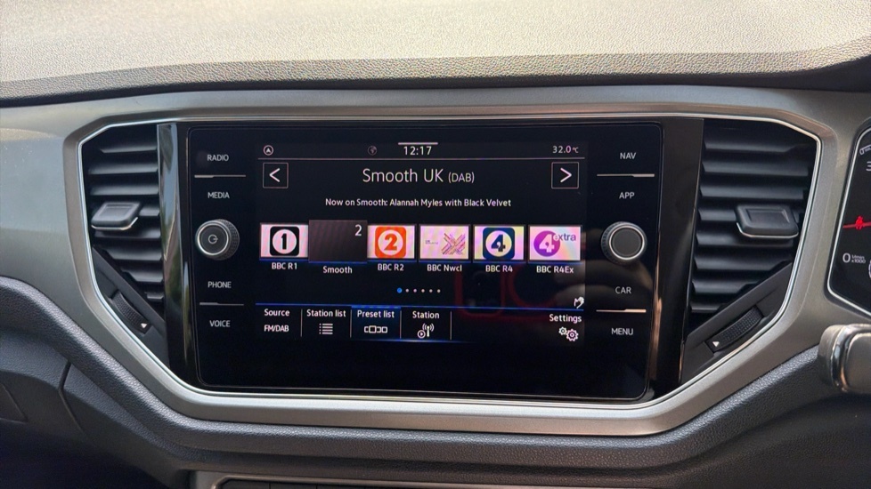Volkswagen T-Roc Design Grey #26