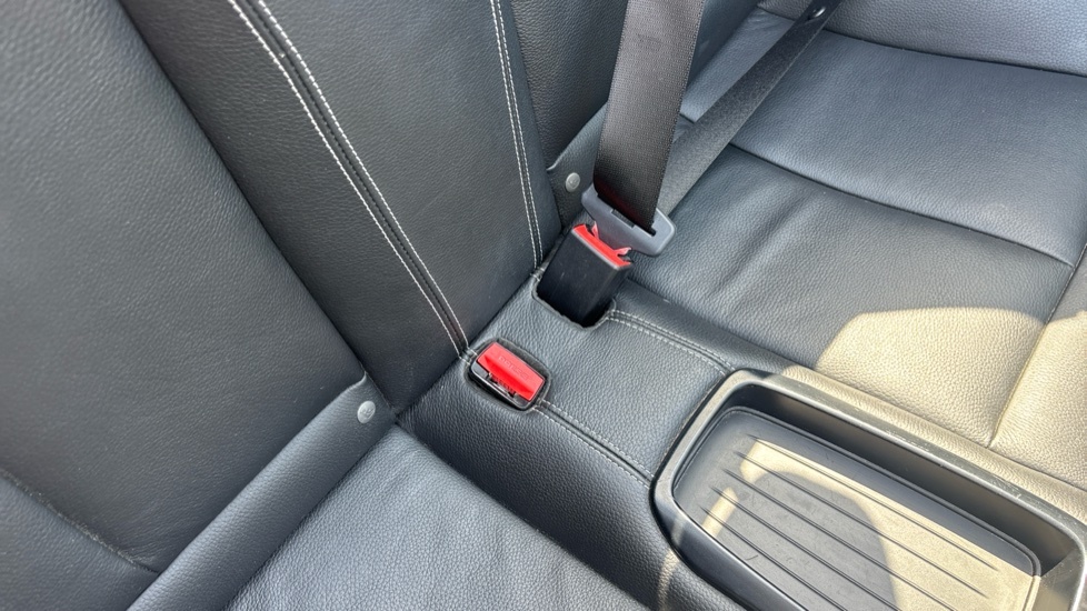 BMW 2 Series 218I Luxury Red #17