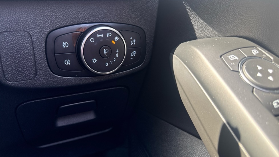 Ford Focus 1.5 Ecoblue 120 Titanium Privacy Glass Grey #34