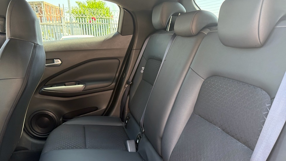 Nissan Juke Tekna Grey #16