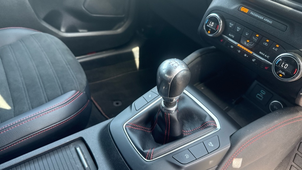 Ford Kuga 1.5 Ecoboost Zetec Black #13