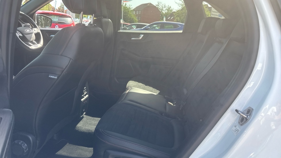 Ford Kuga 1.5 Ecoboost Zetec Black #16