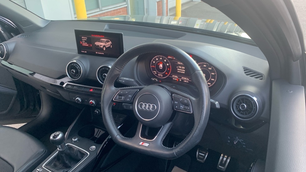 Audi Q2 1.0 Tfsi Sport Red #11