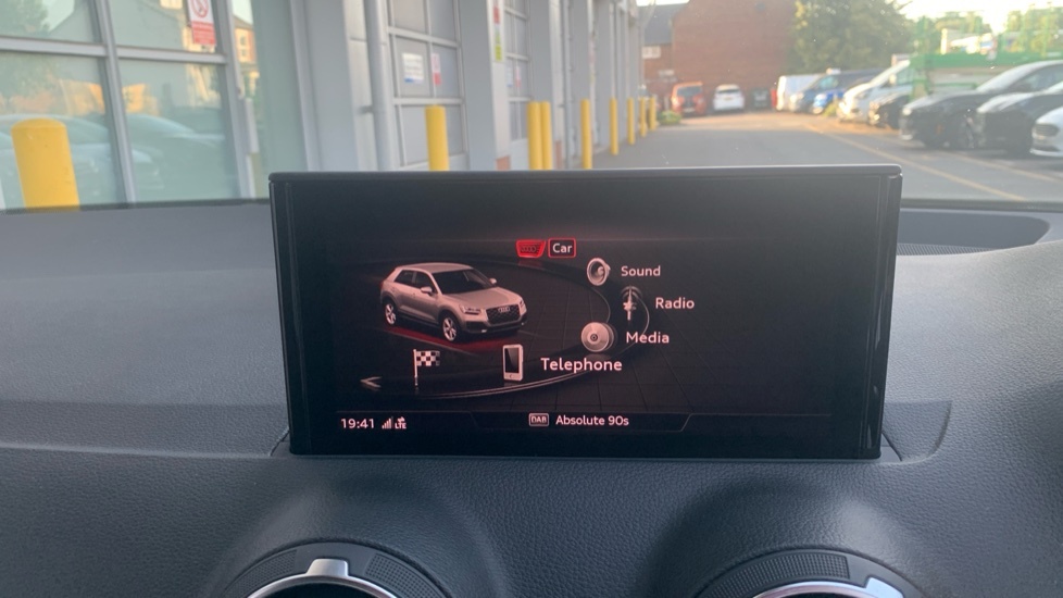Audi Q2 1.0 Tfsi Sport Red #12