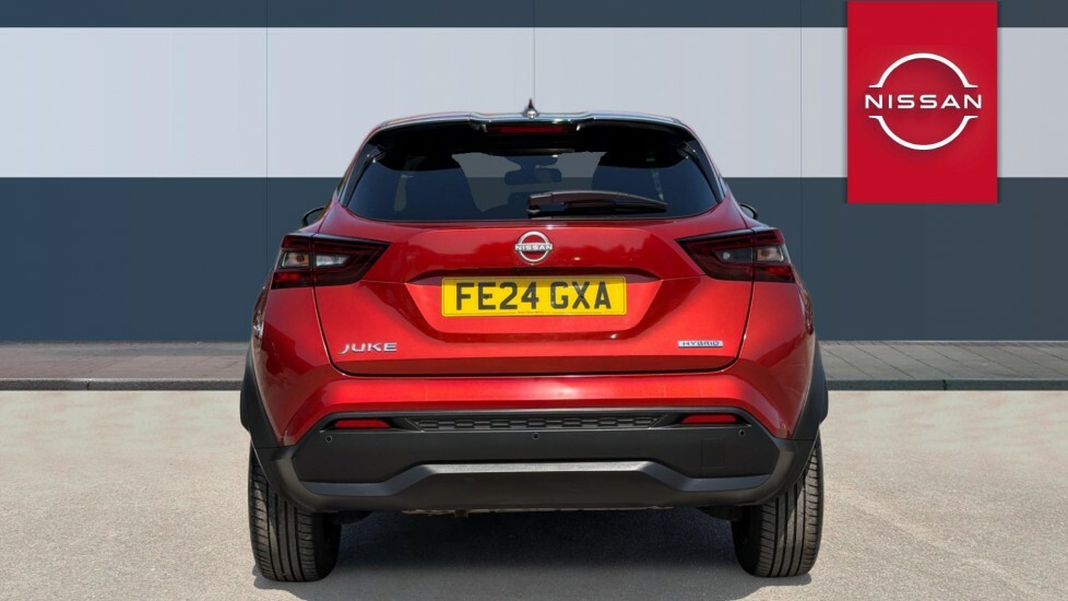 Nissan Juke N-connecta Red #6