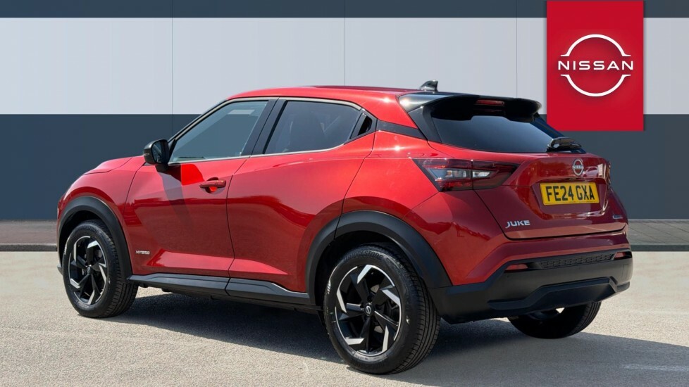 Nissan Juke N-connecta Red #2