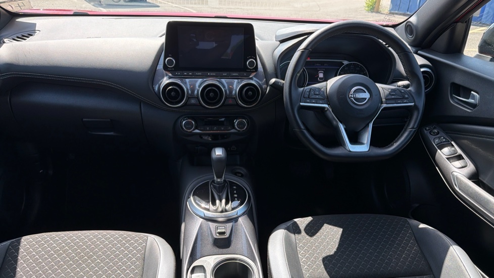 Nissan Juke N-connecta Grey #10