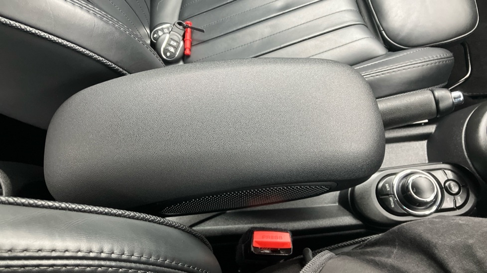 Mini Hatch 1.5 Cooper Sport Hatchback Euro Red #43