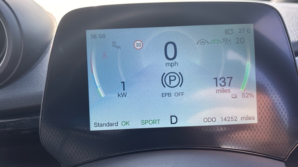 Byd Dolphin 150Kw Comfort 60.4Kwh 2024 White #18