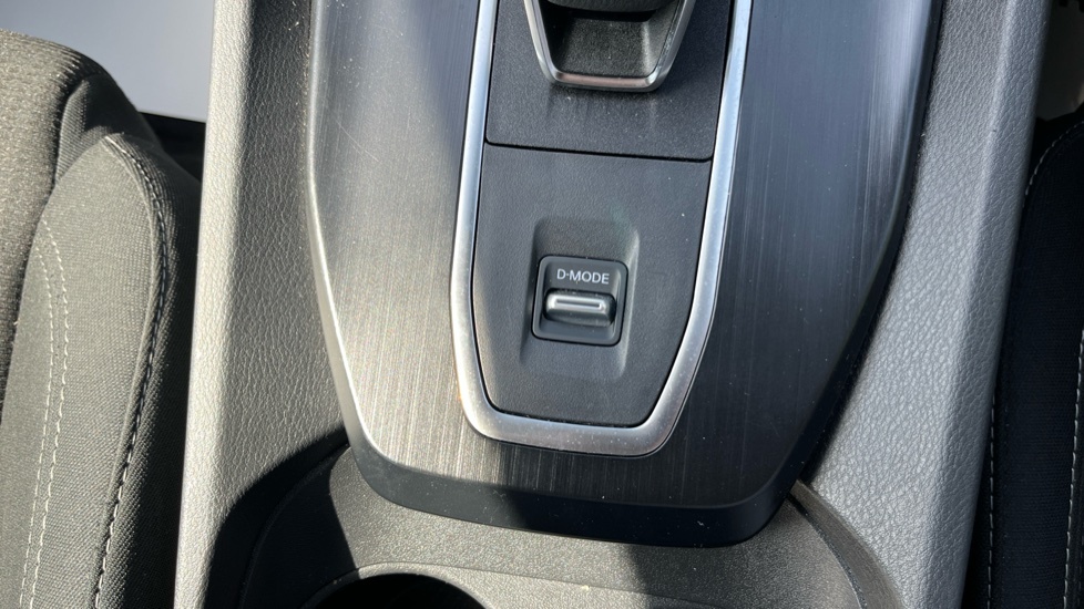 Nissan Qashqai N-connecta Grey #30