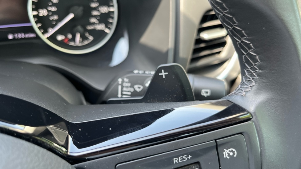 Nissan Qashqai N-connecta Grey #23
