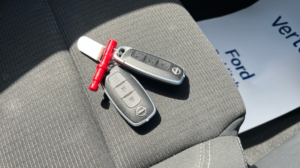 Nissan Qashqai N-connecta Grey #20
