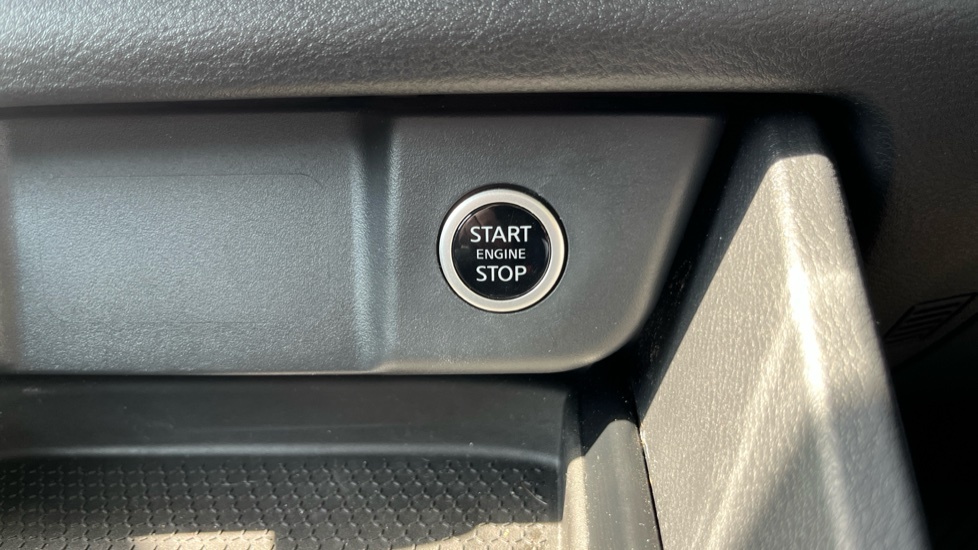 Nissan Qashqai N-connecta Grey #28
