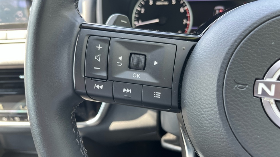 Nissan Qashqai N-connecta Grey #25