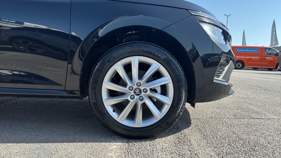 Skoda Kamiq Se Edition Black #5