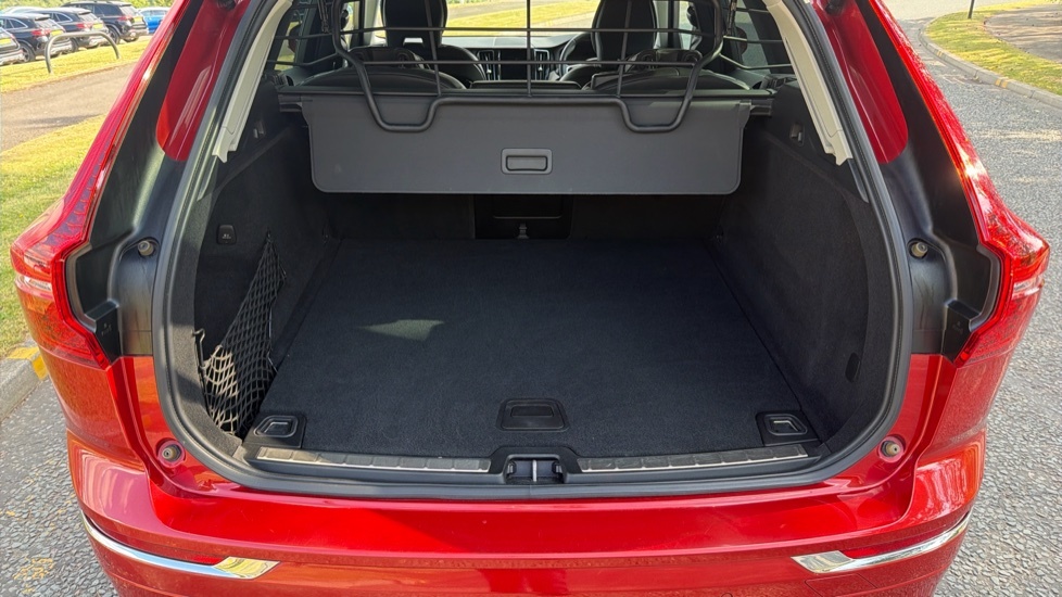 Volvo XC60 Inscription Red #4