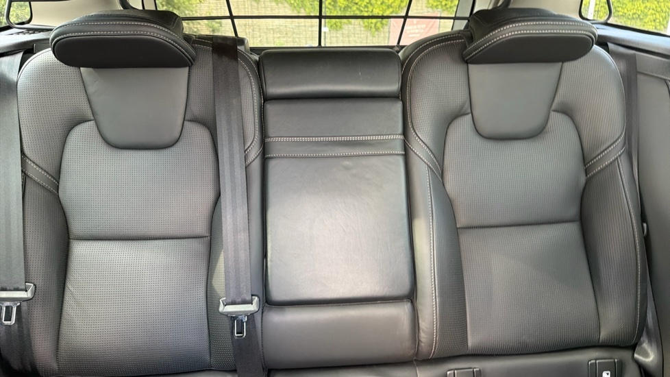 Volvo XC60 2L R-design Grey #15