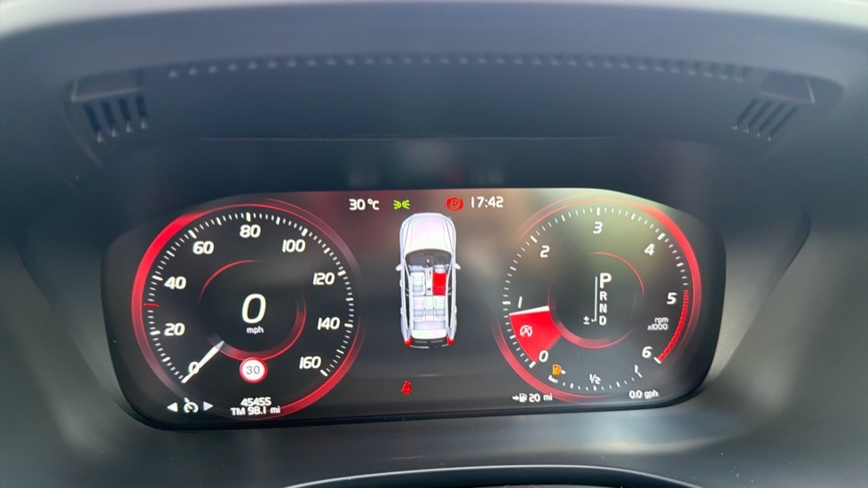 Volvo XC60 2L R-design Grey #18