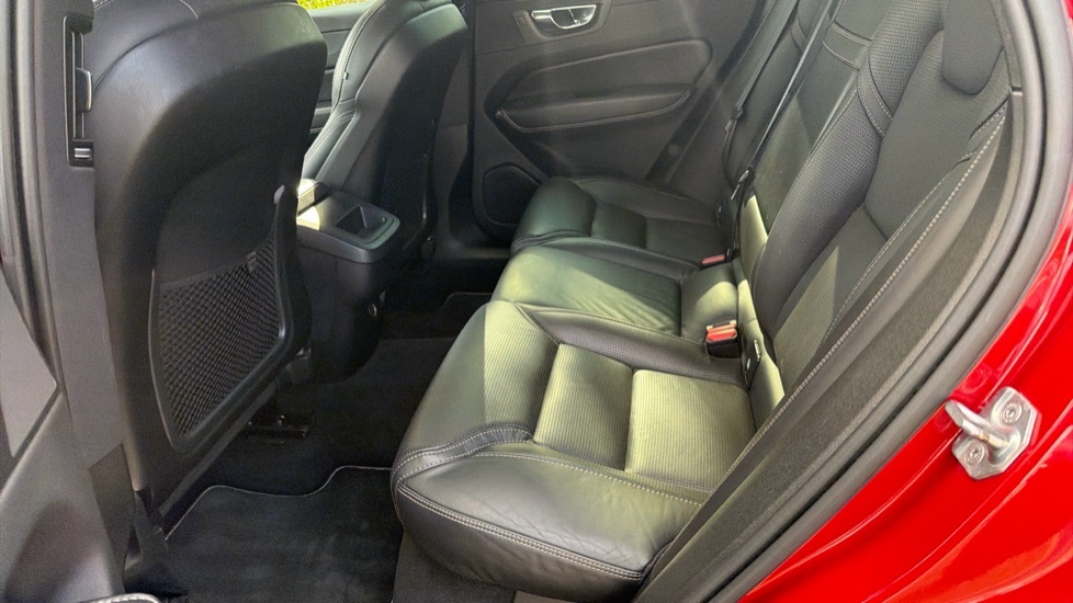 Volvo XC60 2L R-design Grey #16