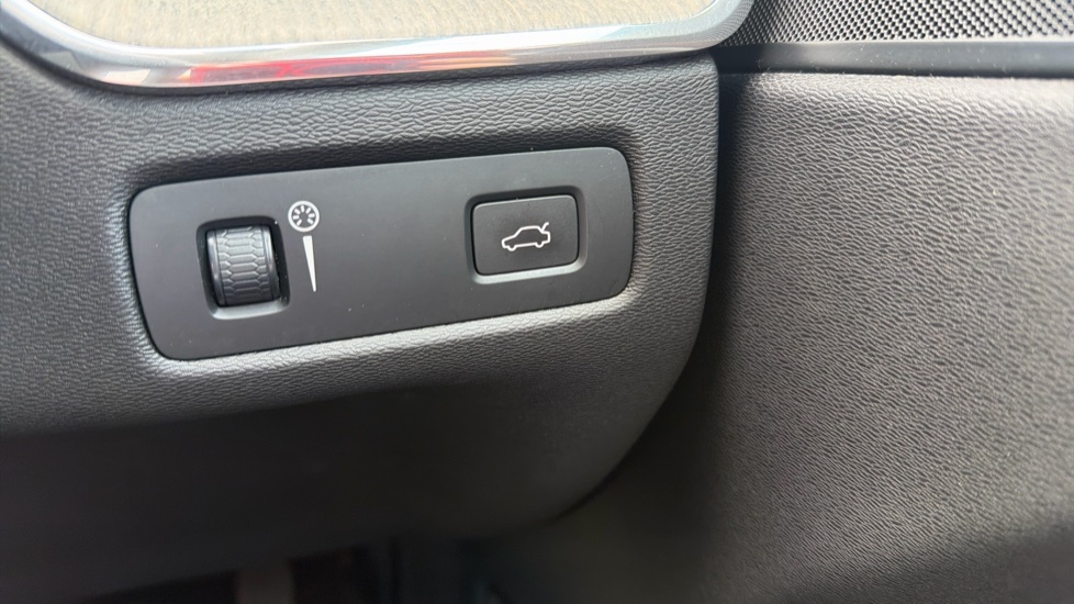 Volvo XC60 2L R-design Grey #21