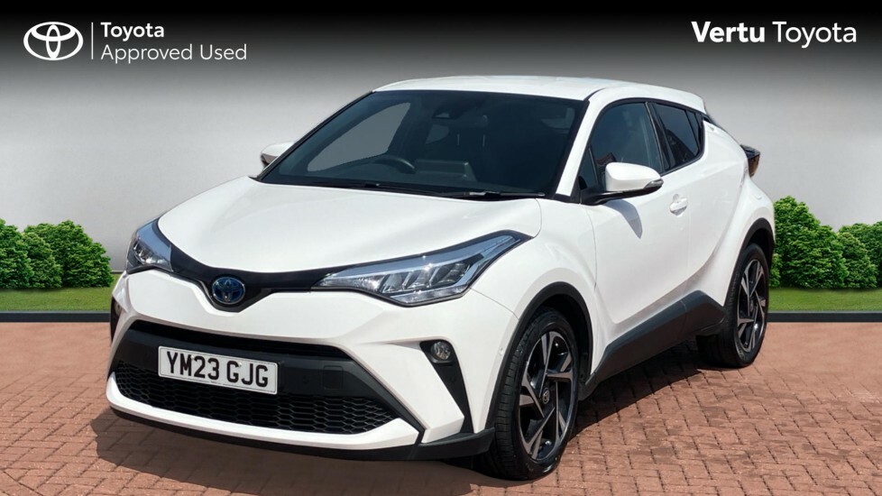 Toyota C-Hr Design White #3