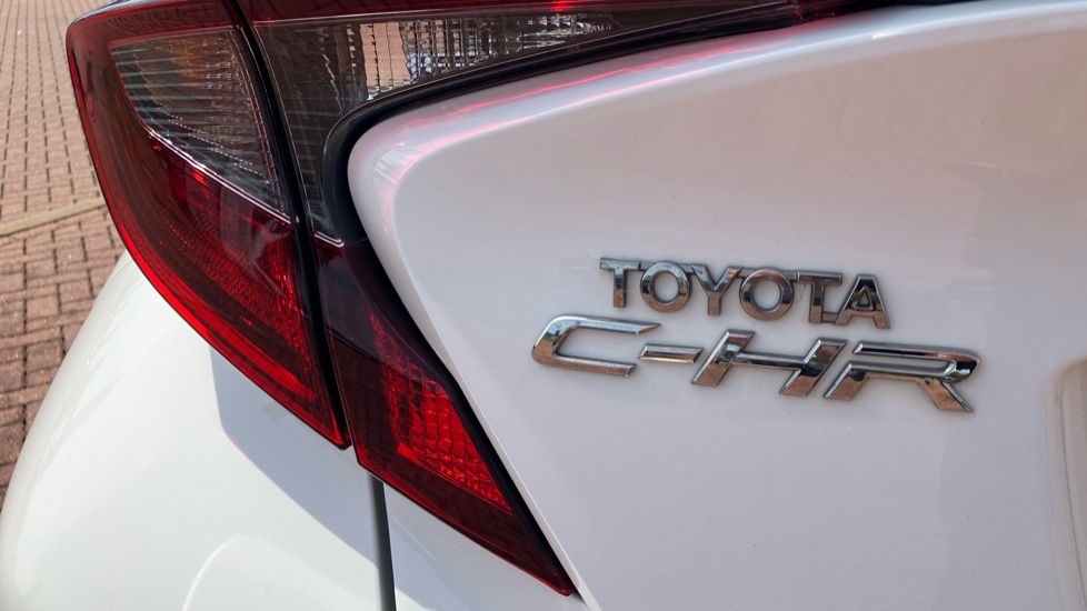 Toyota C-Hr Excel Purple #45