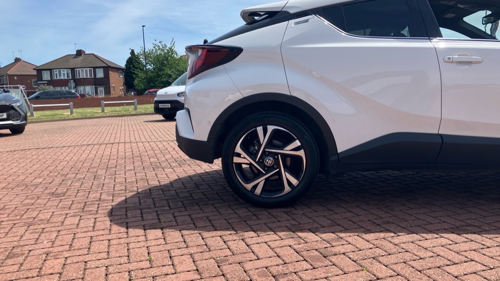 Toyota C-Hr Excel Purple #25