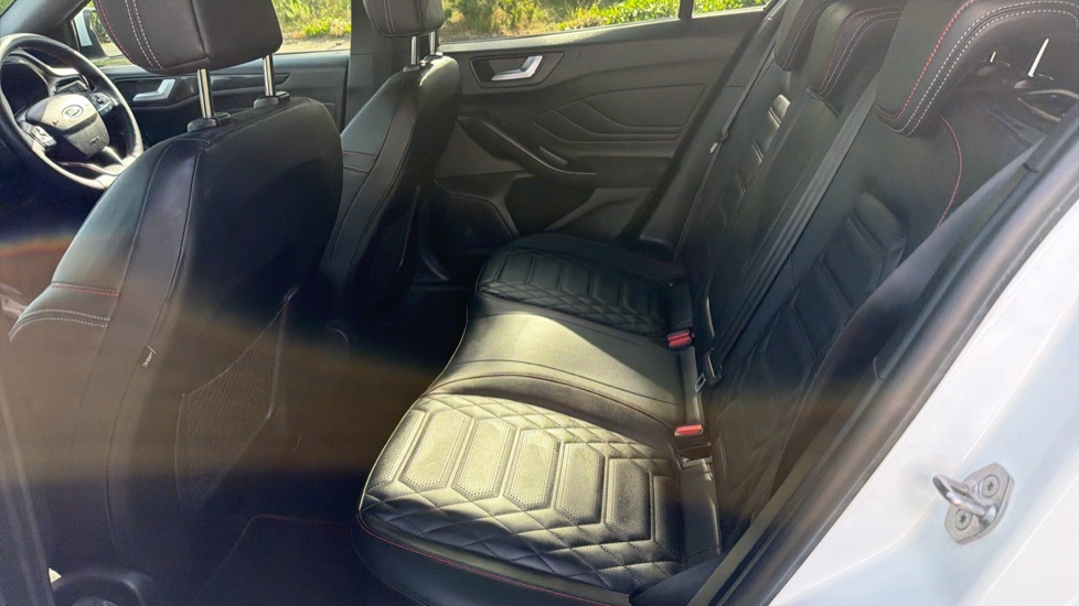 Ford Focus 1.0 Ecoboost Hybrid Mhev 155 Titanium X Silver #16