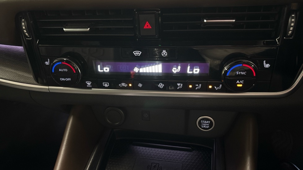 Nissan Qashqai 1.5 E-power Acenta Premium Blue #40