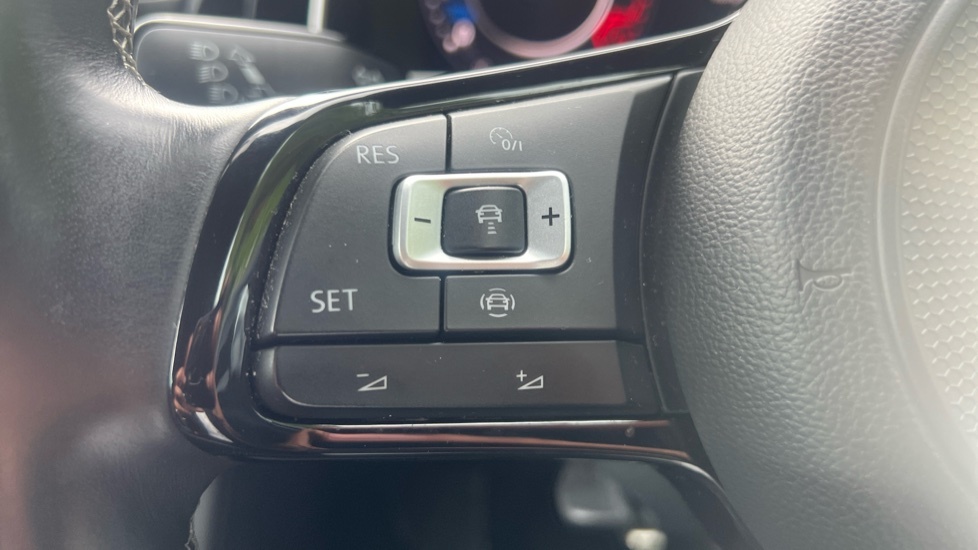 Volkswagen Golf Match Tdi Dsg White #24