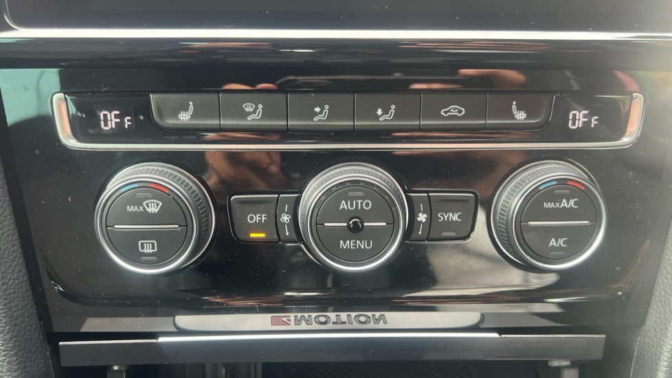 Volkswagen Golf Match Tdi Dsg White #27