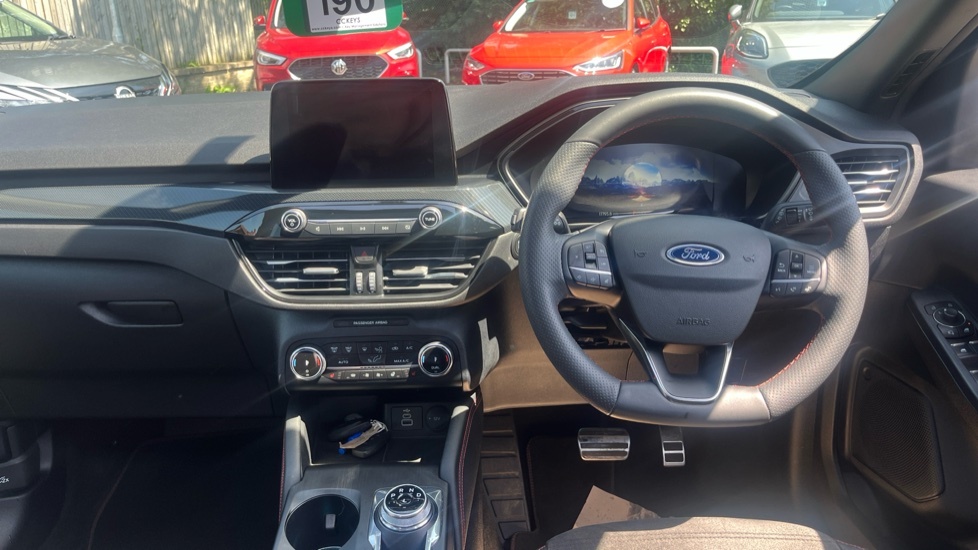 Ford Kuga 1.5 Ecoboost 150 Black Package Edition White #10