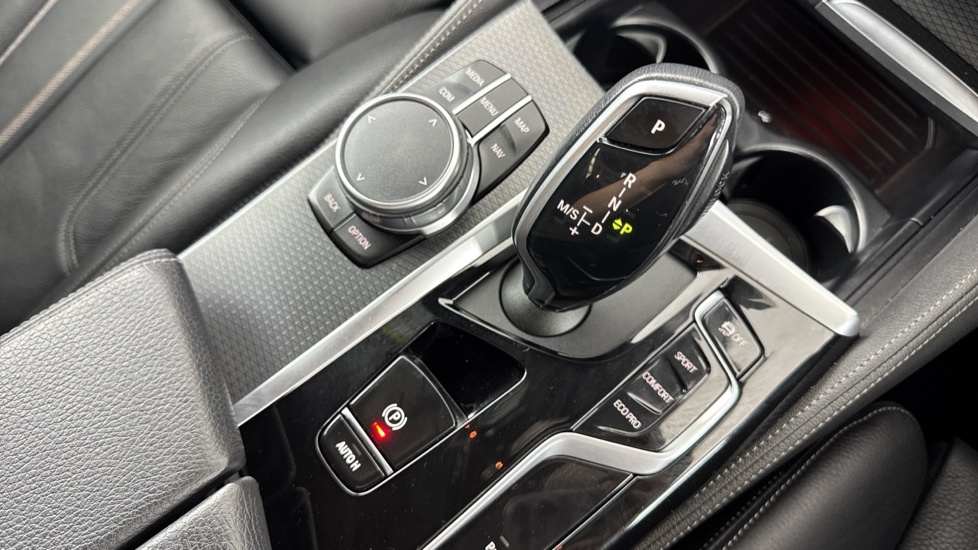 BMW 5 Series M Sport Black #19