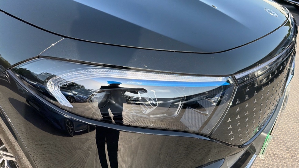 Mercedes-Benz EQA Eqa 250 140Kw Amg Line Executive 70.5Kwh Blue #31