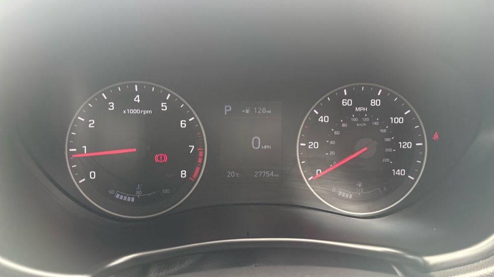 Hyundai I20 1.2 Mpi Se 83 Bhp White #18