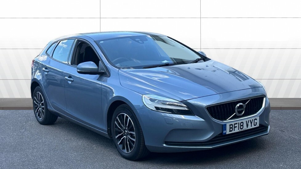 Volvo V40 Momentum Nav Plus Blue