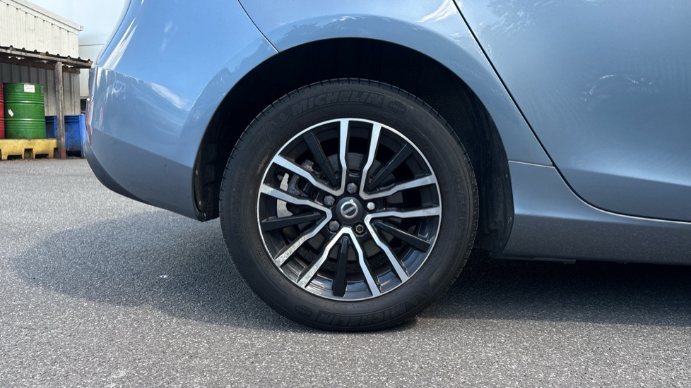 Volvo V40 Momentum T2  #7