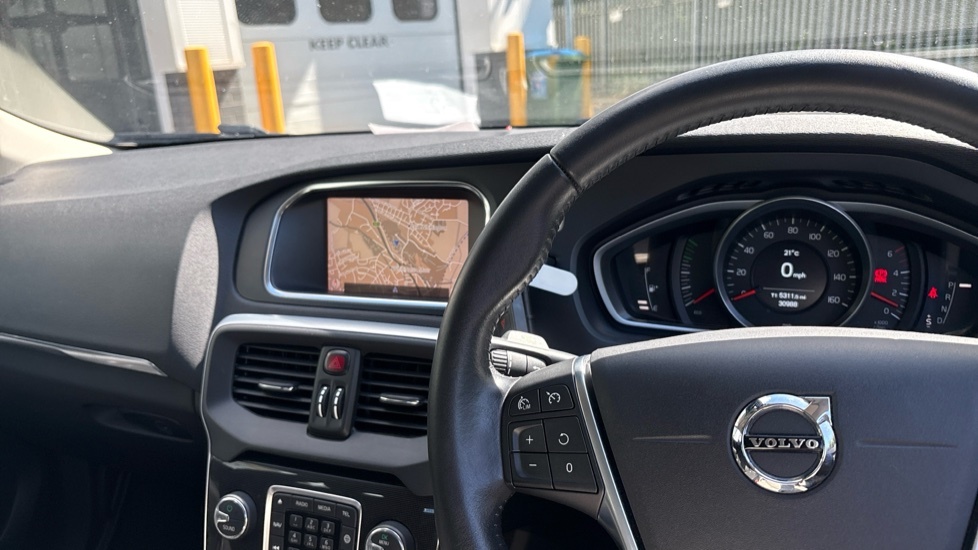Volvo V40 Momentum T2  #14