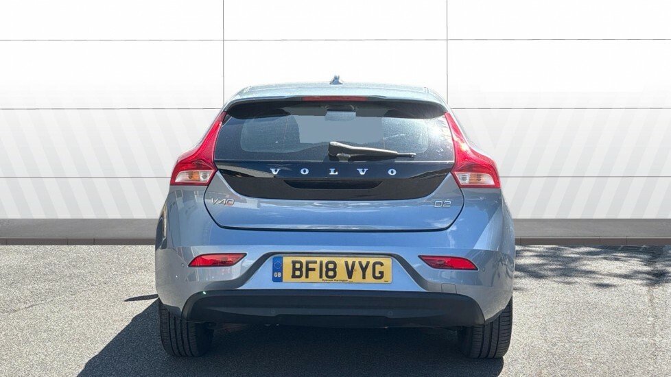 Volvo V40 Momentum Nav Plus Blue #6
