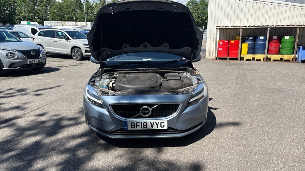 Volvo V40 Momentum T2  #8
